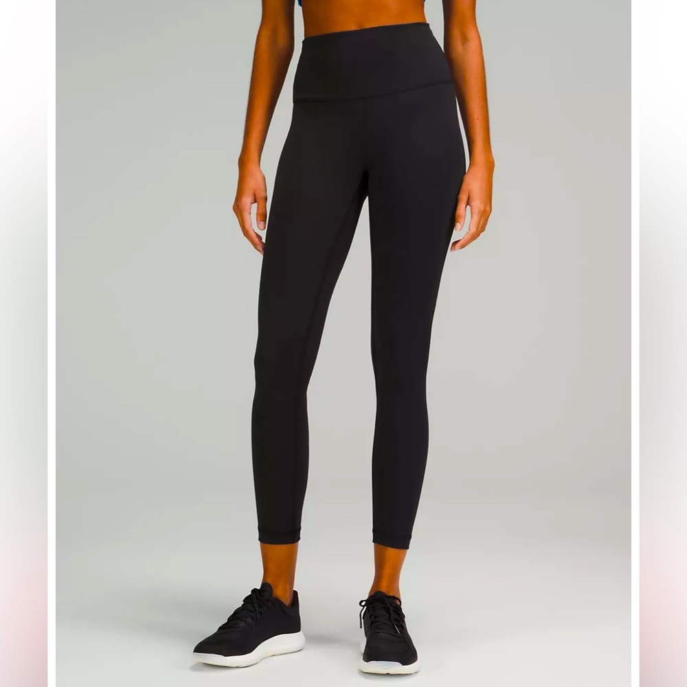 LIKE NEW - Lululemon Wunder Train High-Rise Tight 25", size 6